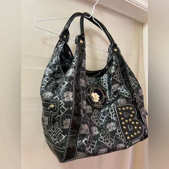 Betty Boop black and grey purse with beautiful plaque and cute fun details - Picture 6 of 9